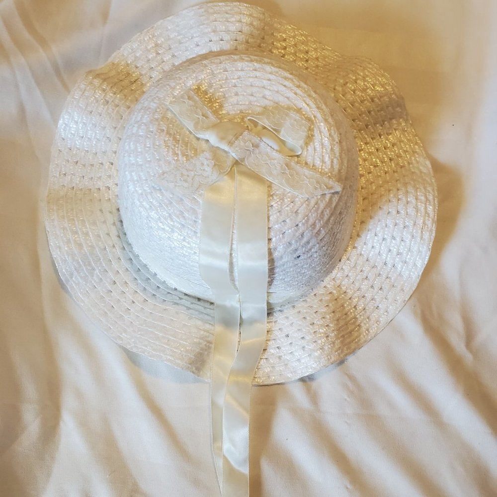 White Straw Hat with Elastic Strap